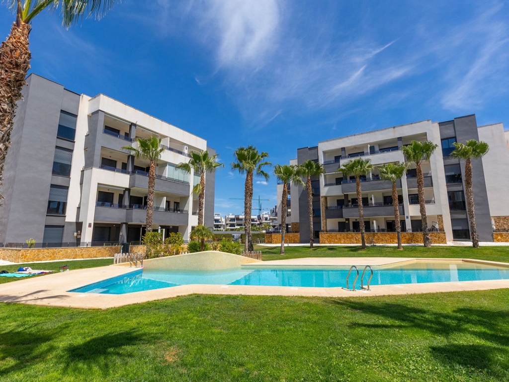 2 Bedroom 2 Bathroom Apartment in Los Altos