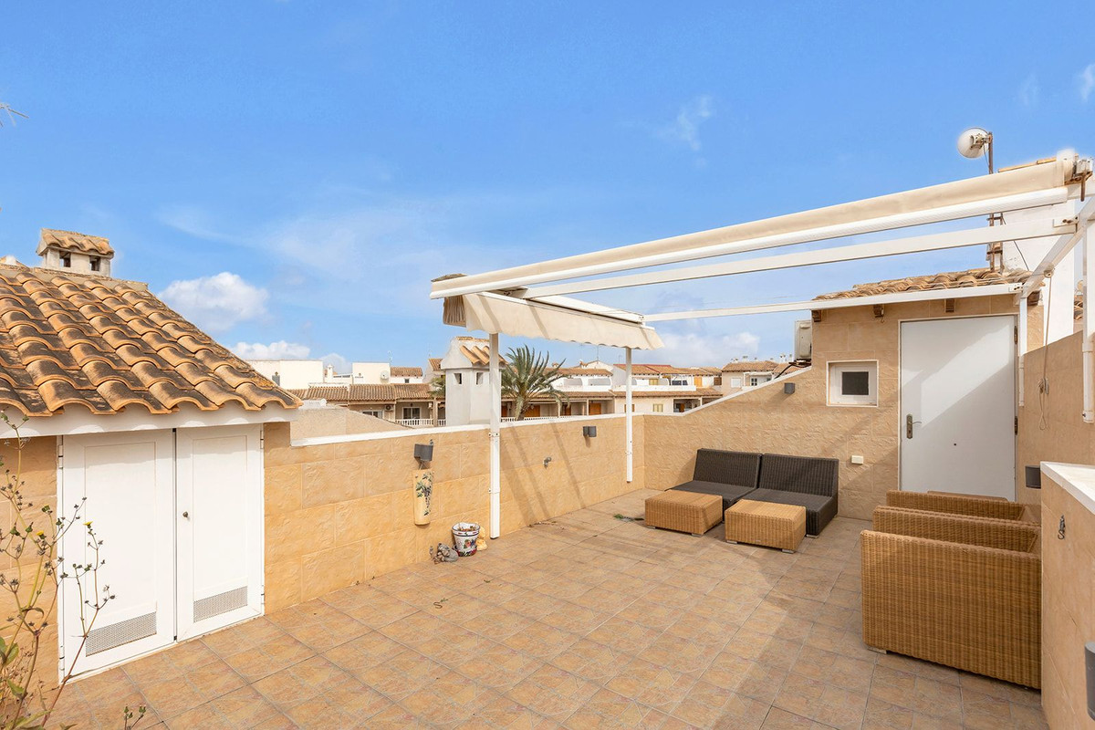 For sale - 4 Bedroom 2 Bathroom Apartment - Duplex in Torrevieja - Torrevieja Centro  - Alicante