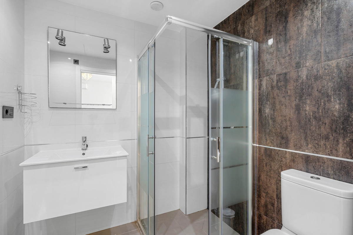 For sale - 2 Bedroom 2 Bathroom Apartment - Ground Floor Apartment in Orihuela - La Zenia  - Alicante