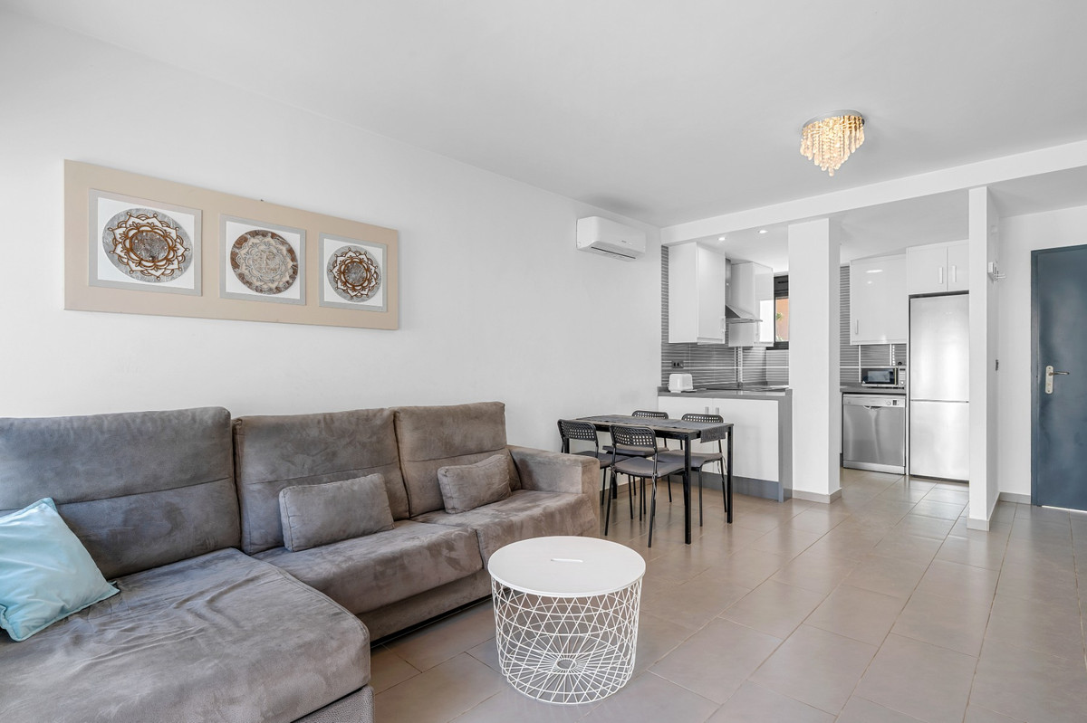 For sale - 2 Bedroom 2 Bathroom Apartment - Ground Floor Apartment in Orihuela - La Zenia  - Alicante