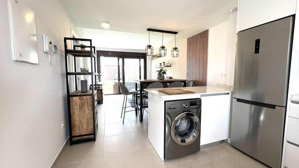 For sale - 2 Bedroom 2 Bathroom Apartment - Ground Floor Apartment in San Pedro del Pinatar - San Pedro del Pinatar Centro  - Murcia