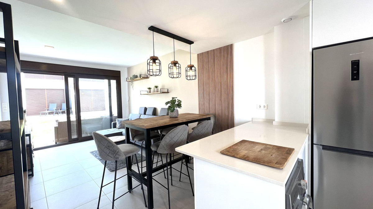 For sale - 2 Bedroom 2 Bathroom Apartment - Ground Floor Apartment in San Pedro del Pinatar - San Pedro del Pinatar Centro  - Murcia