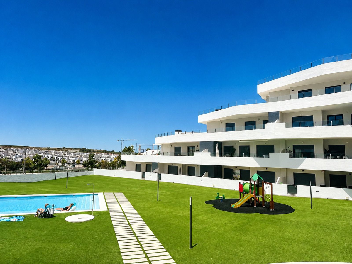 For sale - 2 Bedroom 2 Bathroom Apartment - Ground Floor Apartment in San Miguel de Salinas - San Miguel de Salinas Centro  - Alicante