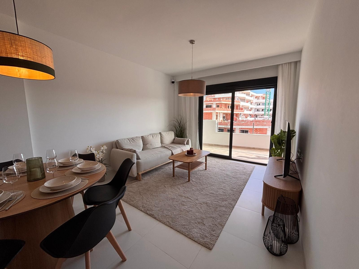 For sale - 2 Bedroom 2 Bathroom Apartment - Middle Floor Apartment in San Miguel de Salinas - San Miguel de Salinas Centro  - Alicante