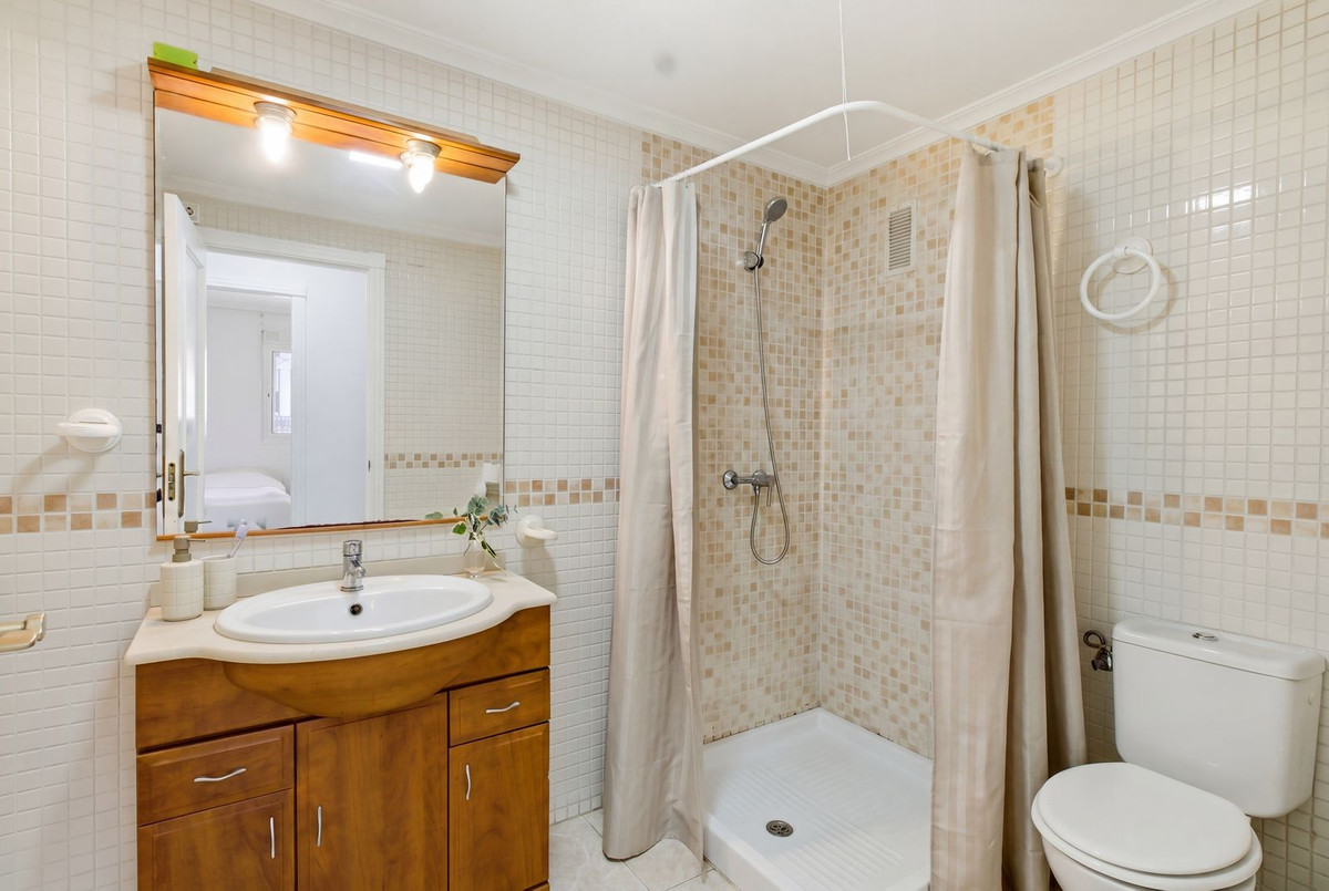 For sale - 2 Bedroom 2 Bathroom Ground Floor Apartment in Playa Flamenca  - Playa Flamenca  - Alicante