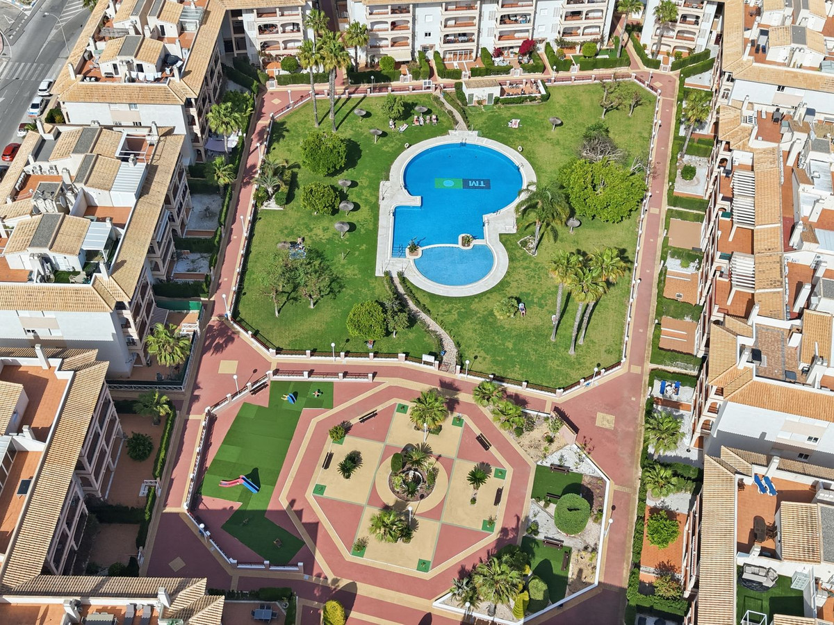 For sale - 2 Bedroom 2 Bathroom Ground Floor Apartment in Playa Flamenca  - Playa Flamenca  - Alicante