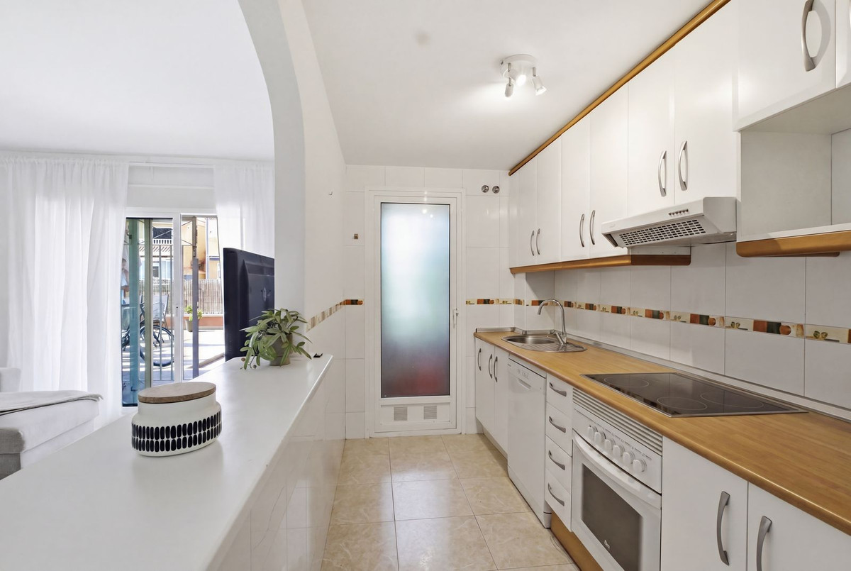For sale - 2 Bedroom 2 Bathroom Ground Floor Apartment in Playa Flamenca  - Playa Flamenca  - Alicante