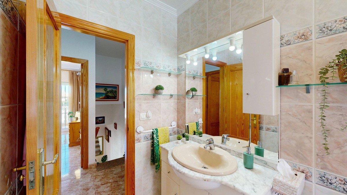 For sale - 3 Bedroom 2 Bathroom House - Townhouse in Pilar de la Horadada - Torre de la Horadada  - Alicante