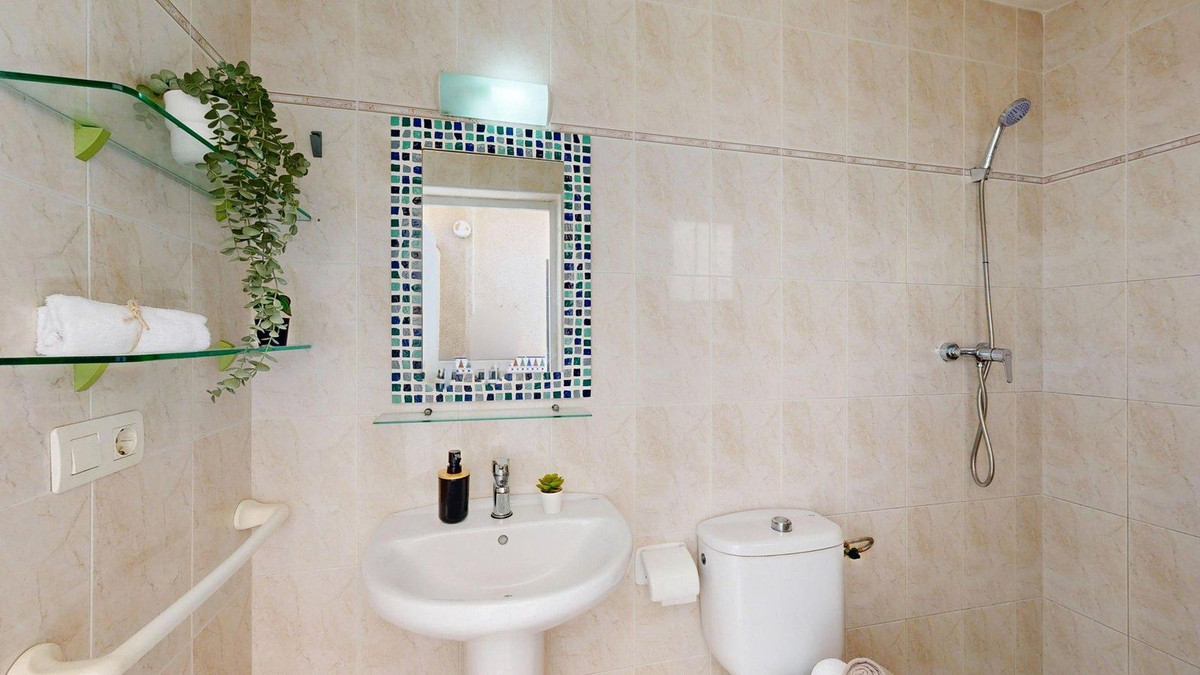 For sale - 3 Bedroom 2 Bathroom House - Townhouse in Pilar de la Horadada - Torre de la Horadada  - Alicante