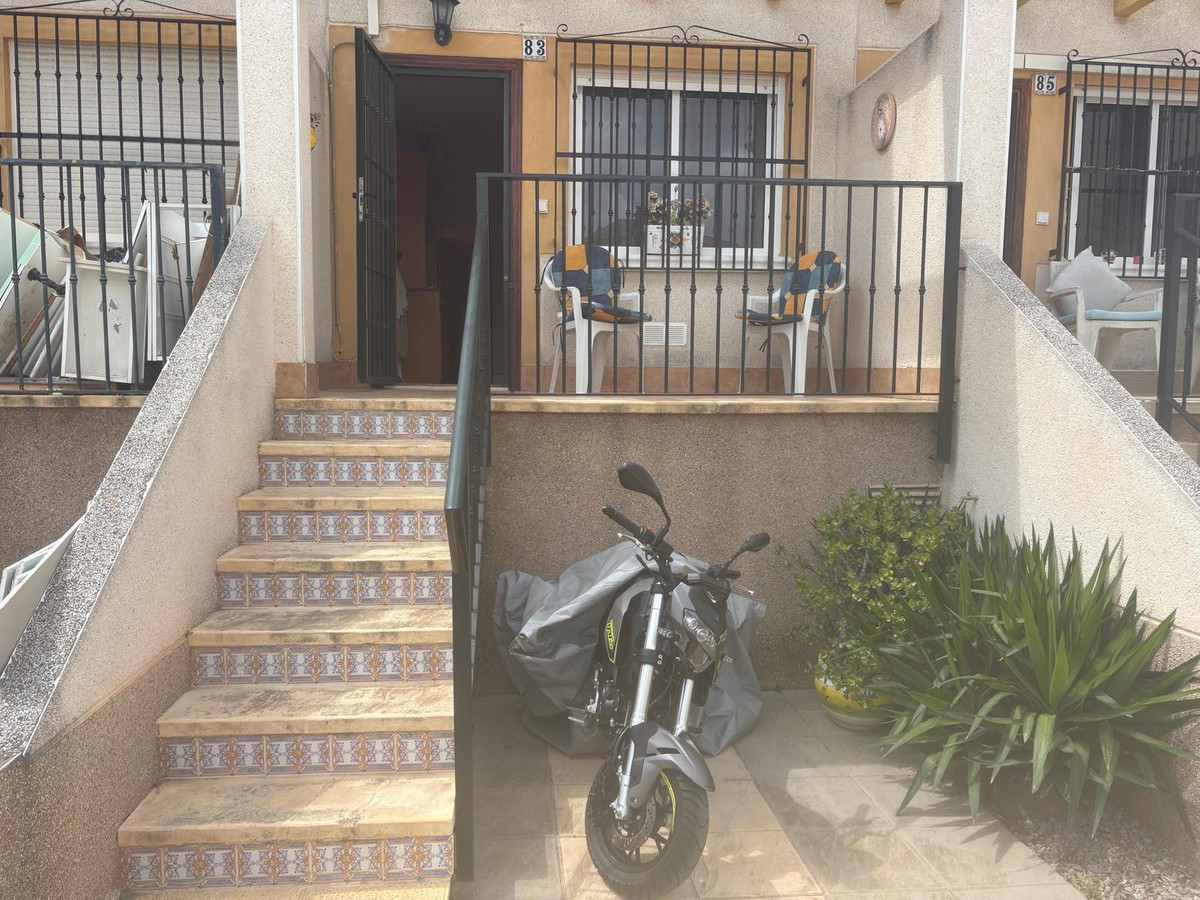For sale - 2 Bedroom 1 Bathroom Townhouse in Algorfa - Algorfa Centro  - Alicante