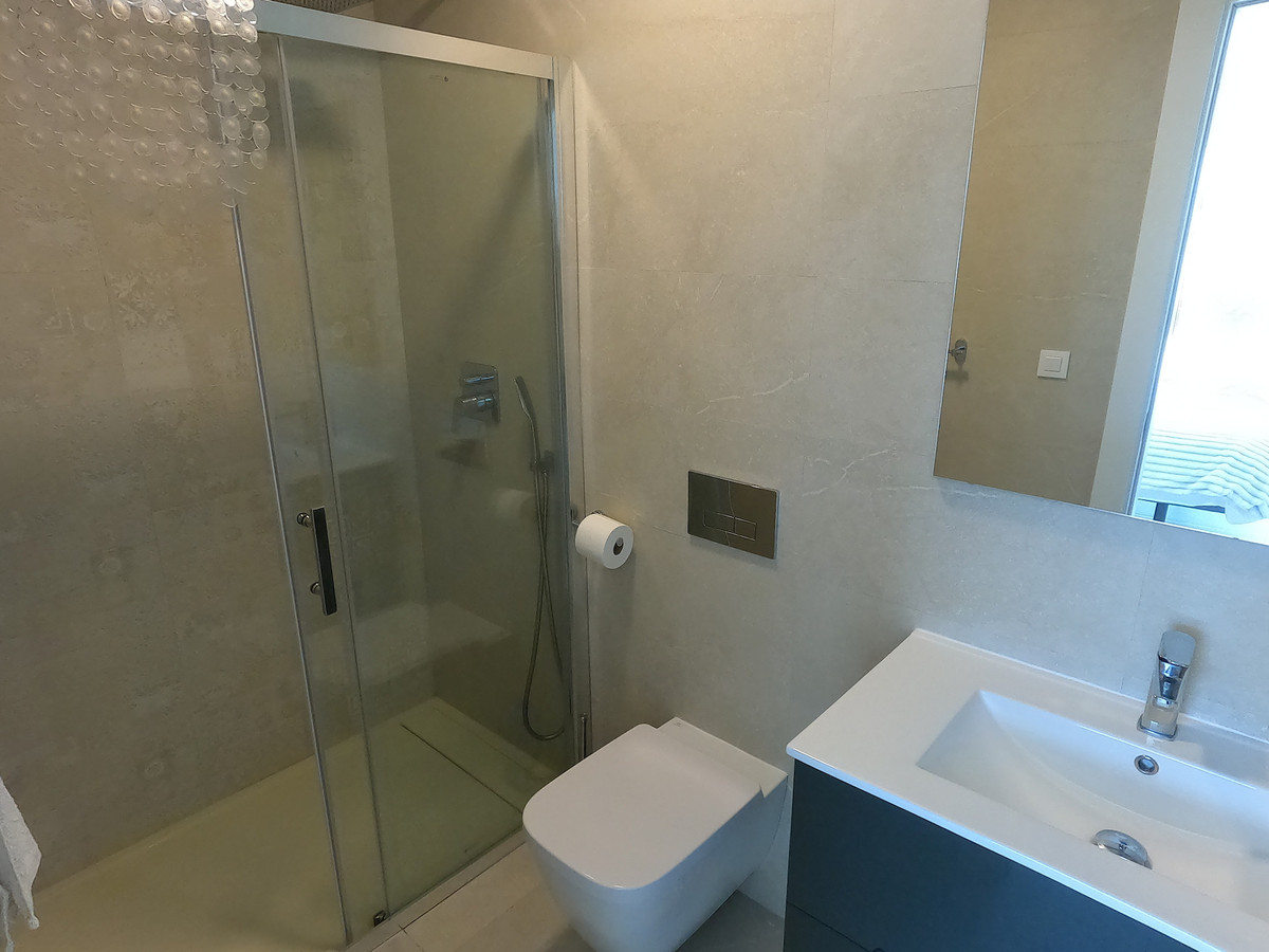 For sale - 4 Bedroom 4 Bathroom House - Detached Villa in Algorfa - La Finca Golf  - Alicante