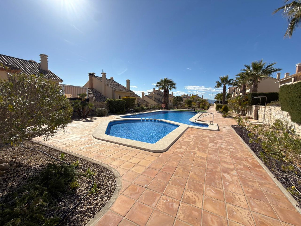 For sale - 2 Bedroom 2 Bathroom House - Bungalow in Algorfa - La Finca Golf  - Alicante