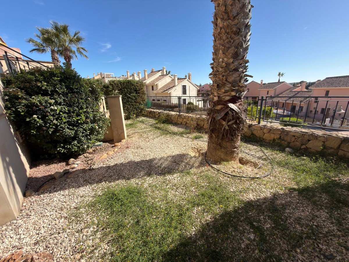 For sale - 2 Bedroom 2 Bathroom House - Bungalow in Algorfa - La Finca Golf  - Alicante