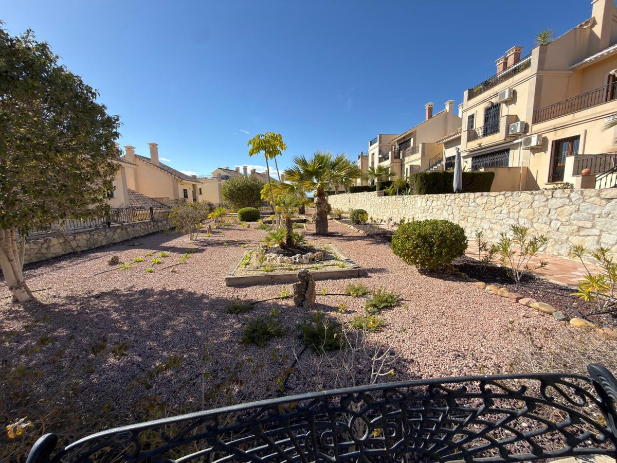 For sale - 2 Bedroom 2 Bathroom House - Bungalow in Algorfa - La Finca Golf  - Alicante