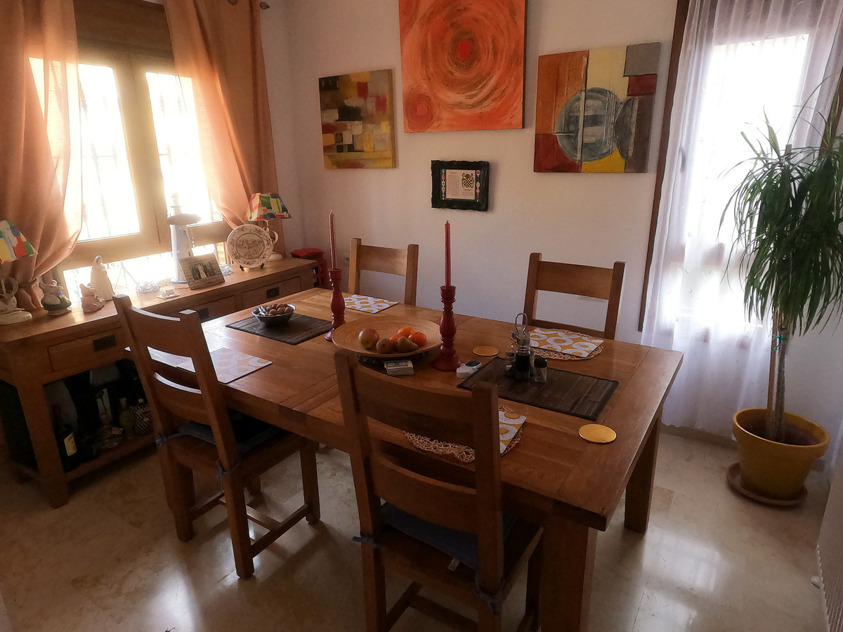 For sale - 3 Bedroom 2 Bathroom House - Detached Villa in Algorfa - La Finca Golf  - Alicante
