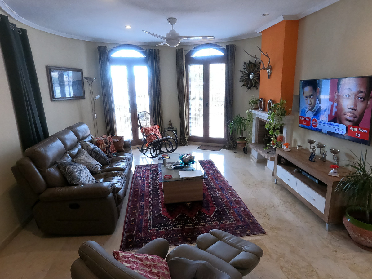For sale - 3 Bedroom 2 Bathroom House - Detached Villa in Algorfa - La Finca Golf  - Alicante