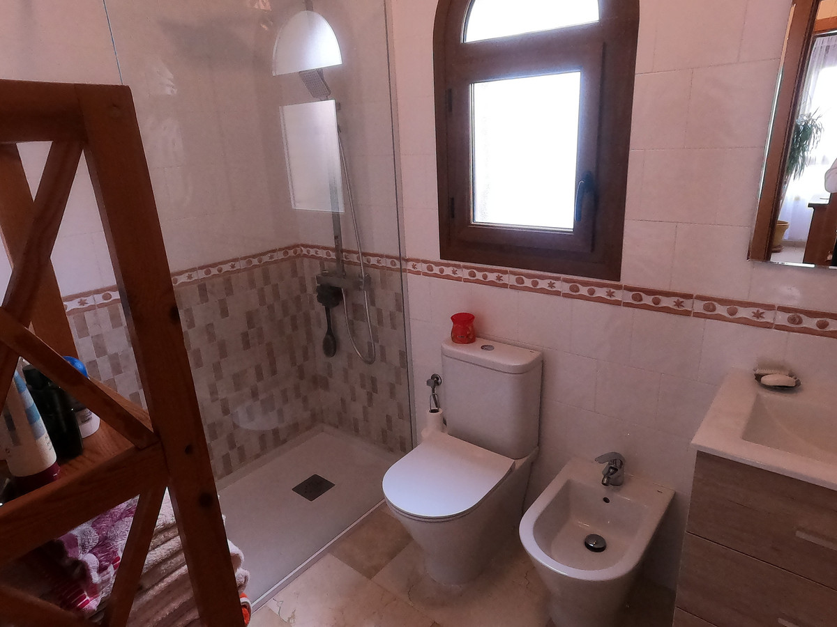 For sale - 3 Bedroom 2 Bathroom House - Detached Villa in Algorfa - La Finca Golf  - Alicante