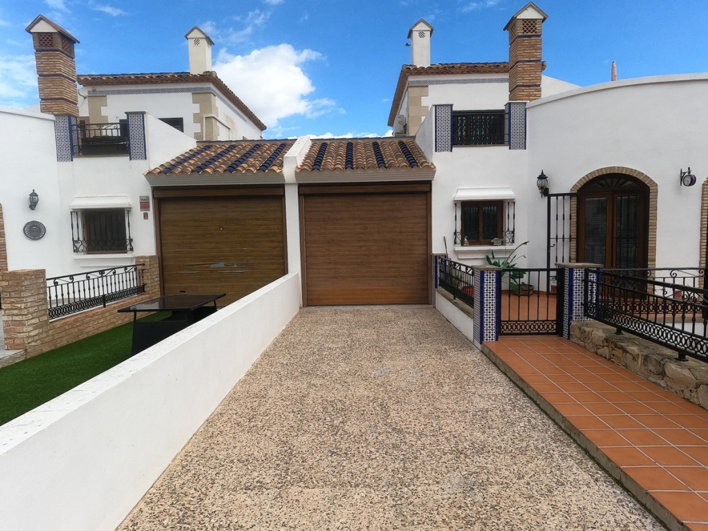 3 Bedroom 2 Bathroom House - Detached Villa in Algorfa