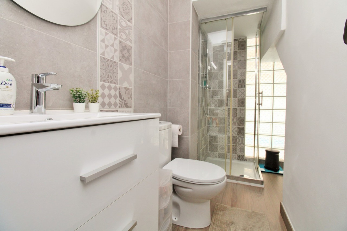 For sale - 2 Bedroom 2 Bathroom House - Townhouse in Orihuela - Villamartin  - Alicante
