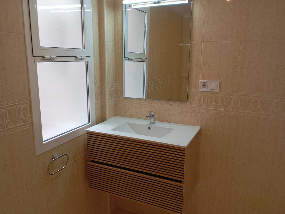 For sale - 3 Bedroom 2 Bathroom House - Townhouse in Orihuela - Mil Palmeras  - Alicante