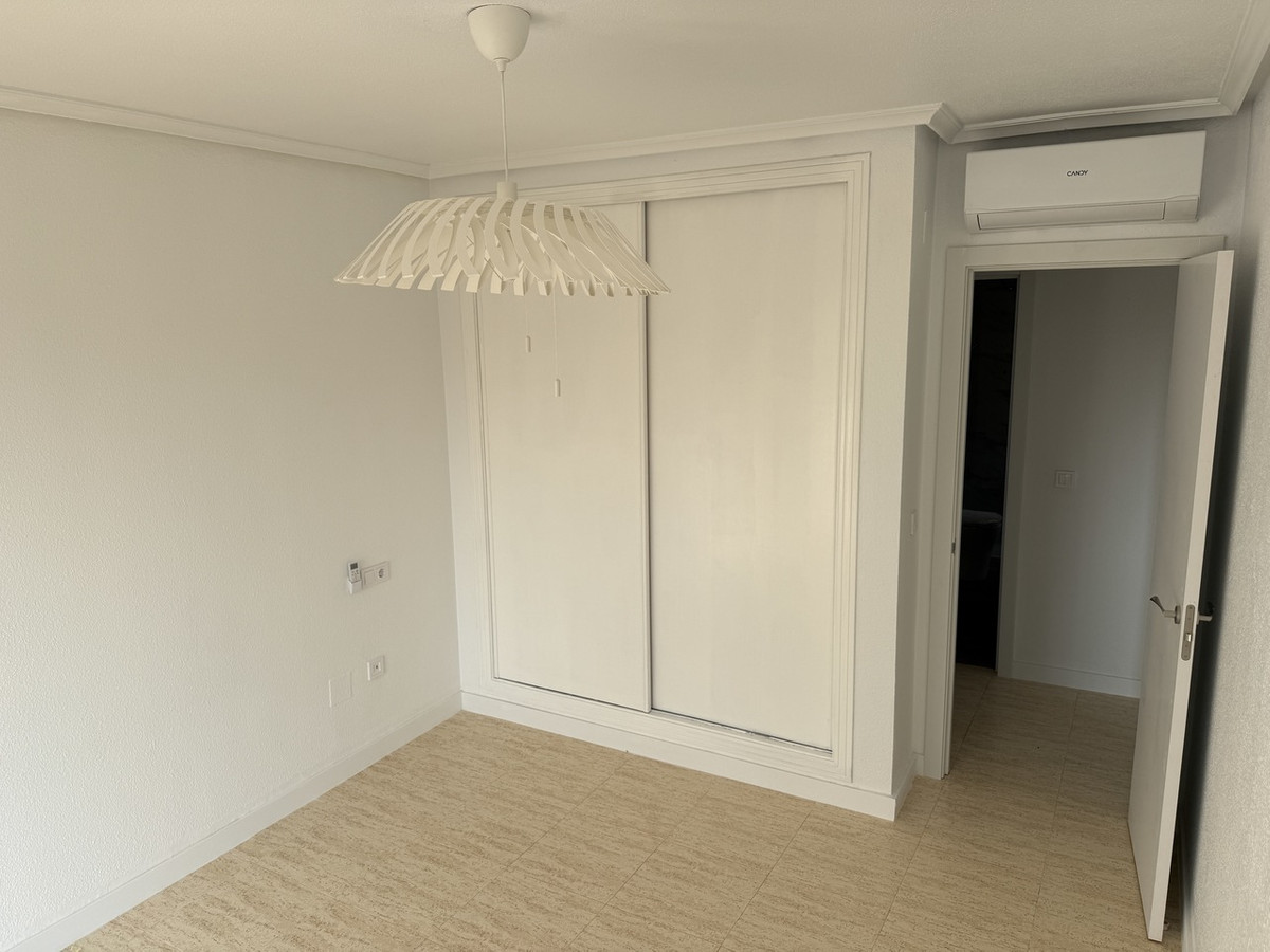 For sale - 3 Bedroom 2 Bathroom House - Townhouse in Orihuela - Mil Palmeras  - Alicante