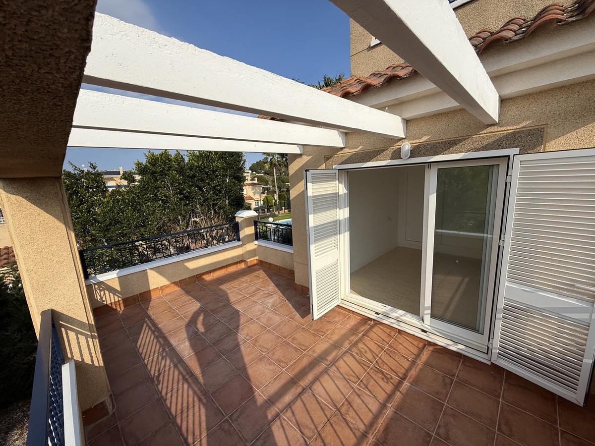 For sale - 3 Bedroom 2 Bathroom House - Townhouse in Orihuela - Mil Palmeras  - Alicante