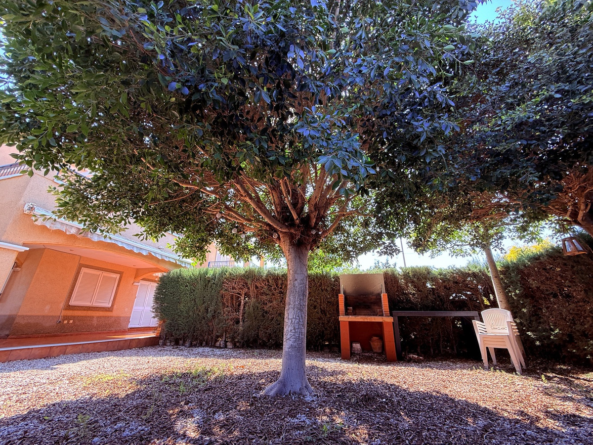 For sale - 3 Bedroom 2 Bathroom House - Townhouse in Orihuela - Mil Palmeras  - Alicante