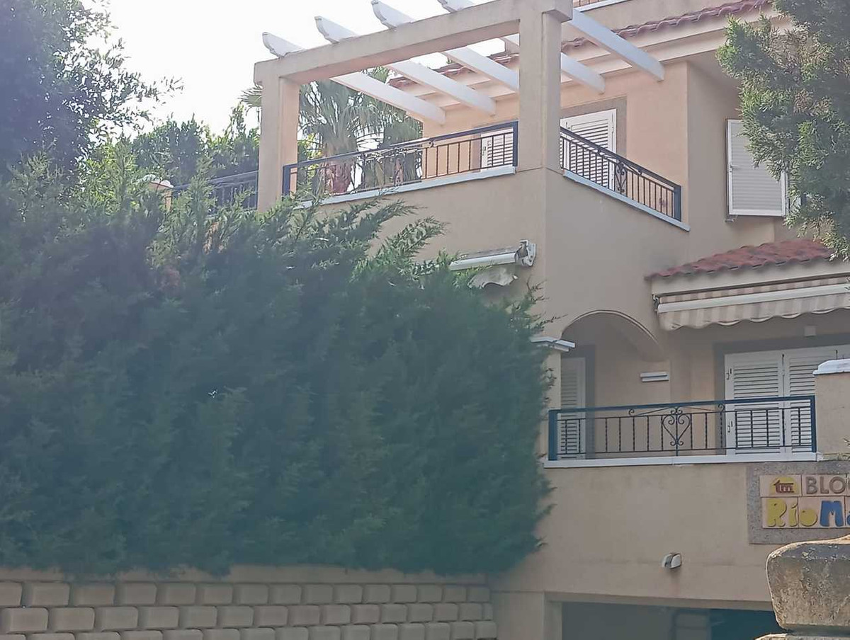 For sale - 3 Bedroom 2 Bathroom House - Townhouse in Orihuela - Mil Palmeras  - Alicante