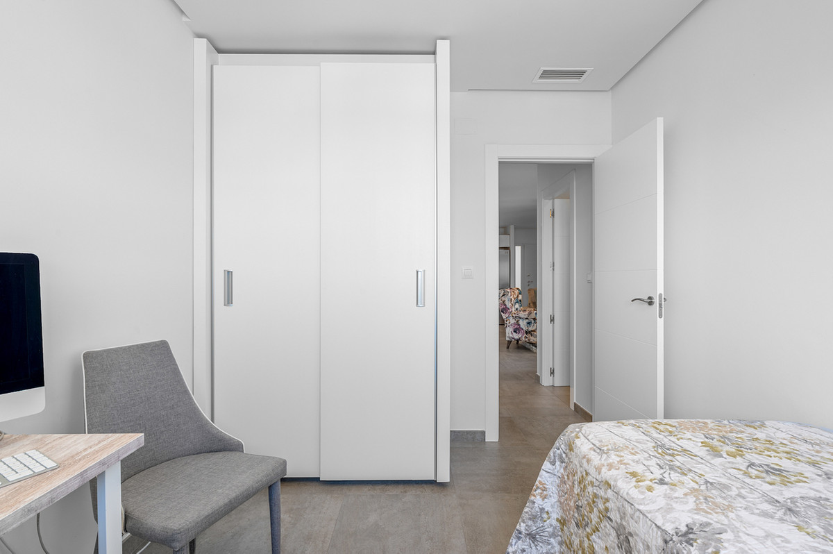 For sale - 2 Bedroom 2 Bathroom Apartment - Middle Floor Apartment in Orihuela - Los Dolses  - Alicante