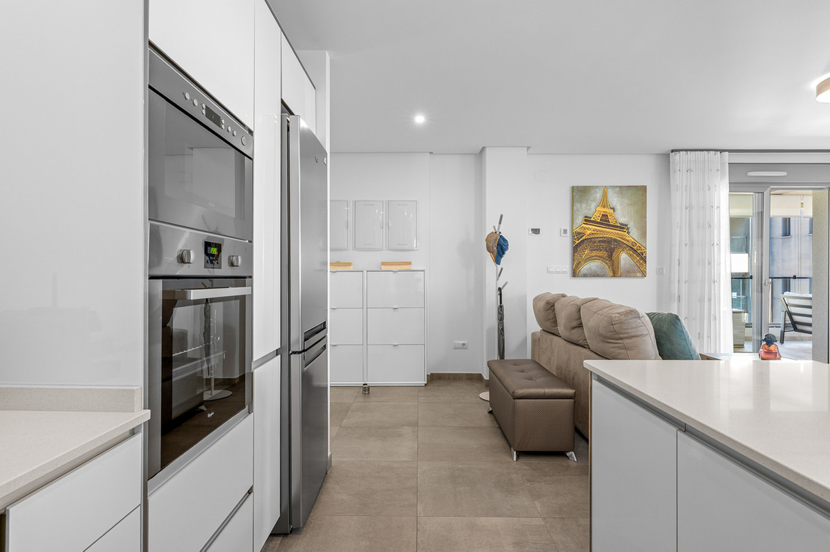 For sale - 2 Bedroom 2 Bathroom Apartment - Middle Floor Apartment in Orihuela - Los Dolses  - Alicante