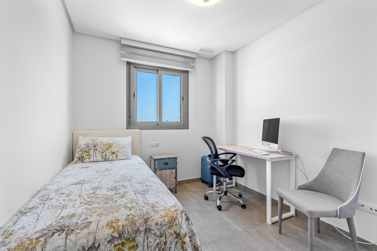 For sale - 2 Bedroom 2 Bathroom Apartment - Middle Floor Apartment in Orihuela - Los Dolses  - Alicante