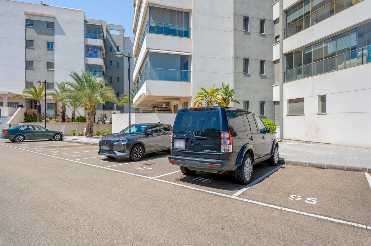 For sale - 2 Bedroom 2 Bathroom Apartment - Middle Floor Apartment in Orihuela - Los Dolses  - Alicante
