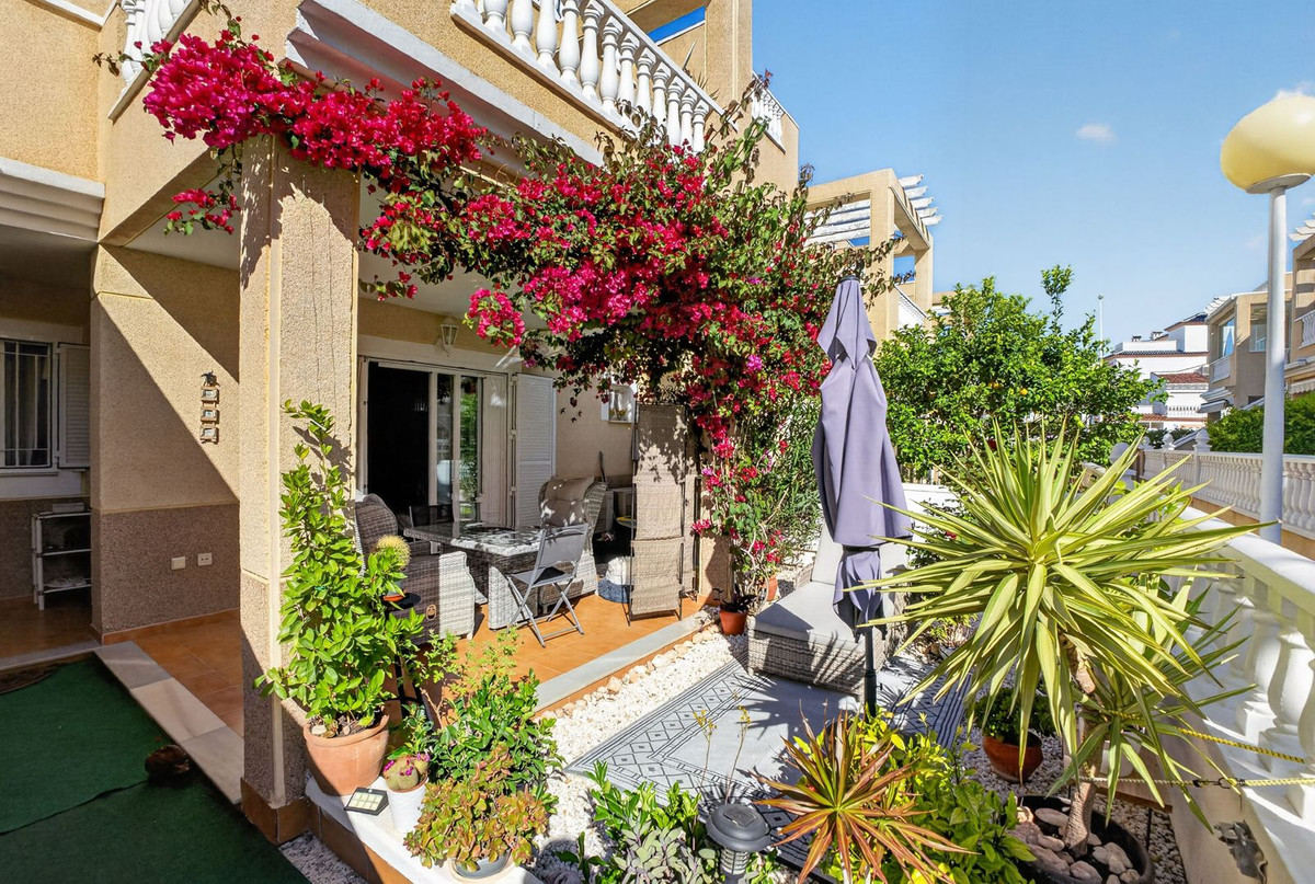 For sale - 1 Bedroom 1 Bathroom Apartment - Ground Floor Apartment in Orihuela - La Zenia  - Alicante