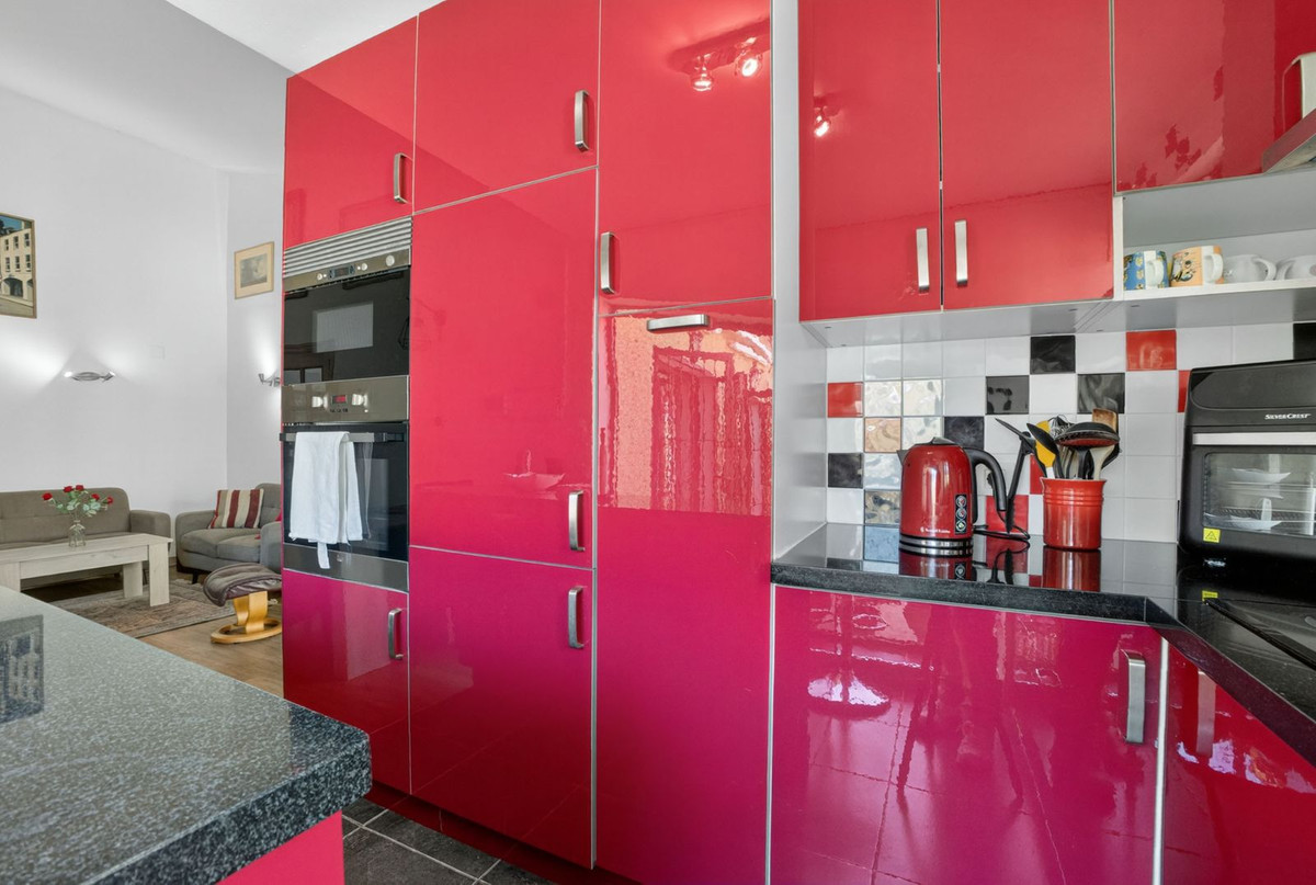 For sale - 3 Bedroom 3 Bathroom House - Semi-Detached House in Torrevieja - Torrevieja Centro  - Alicante