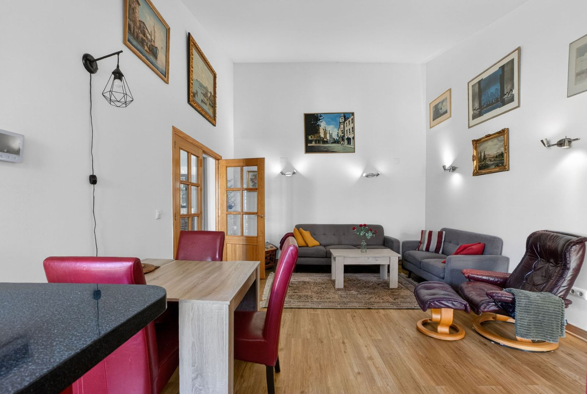 For sale - 3 Bedroom 3 Bathroom House - Semi-Detached House in Torrevieja - Torrevieja Centro  - Alicante