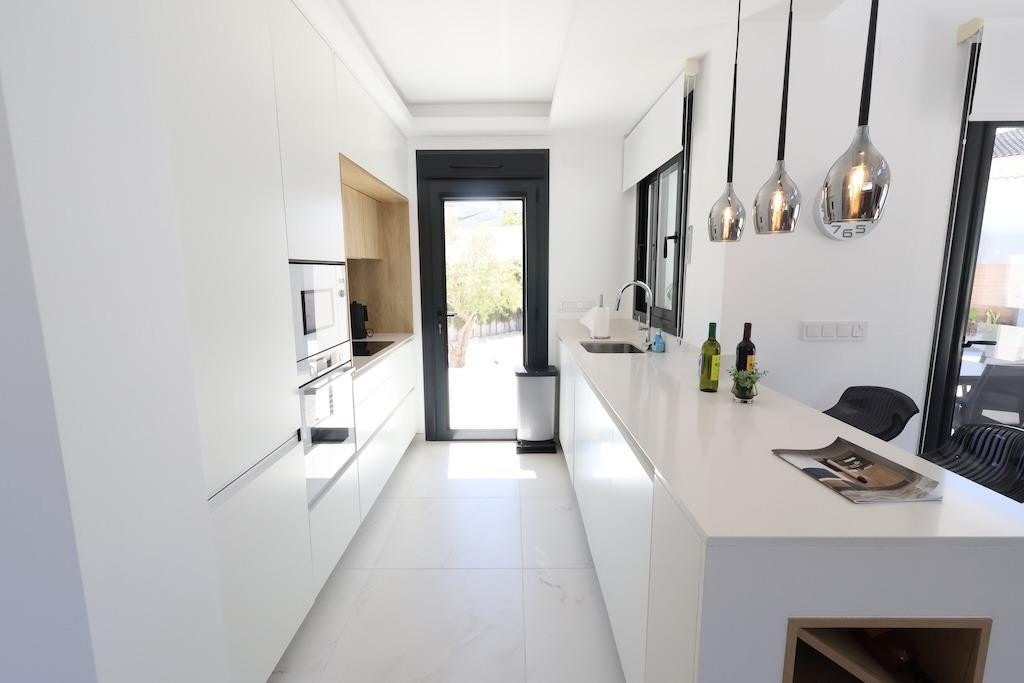 For sale - 3 Bedroom 3 Bathroom House - Detached Villa in Los Montesinos - La Marquesa  - Alicante