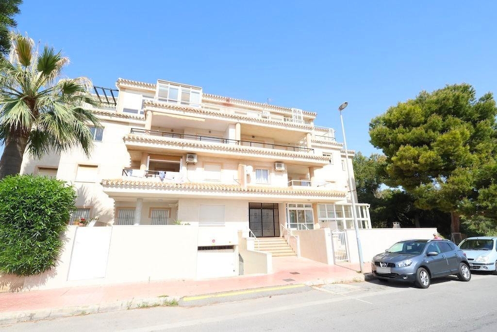 2 Bedroom 1 Bathroom Apartment - Middle Floor Apartment in Orihuela