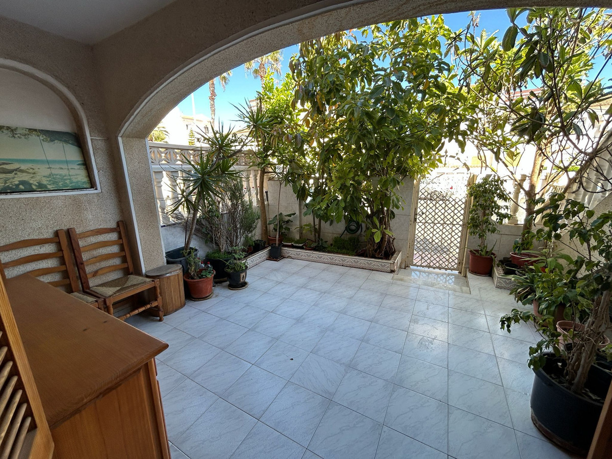 For sale - 1 Bedroom 1 Bathroom House - Townhouse in Torrevieja - Torrevieja Centro  - Alicante