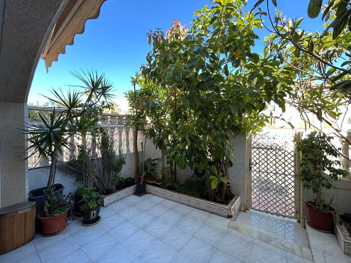 For sale - 1 Bedroom 1 Bathroom House - Townhouse in Torrevieja - Torrevieja Centro  - Alicante