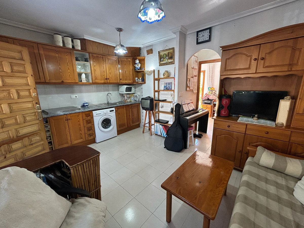 For sale - 1 Bedroom 1 Bathroom House - Townhouse in Torrevieja - Torrevieja Centro  - Alicante