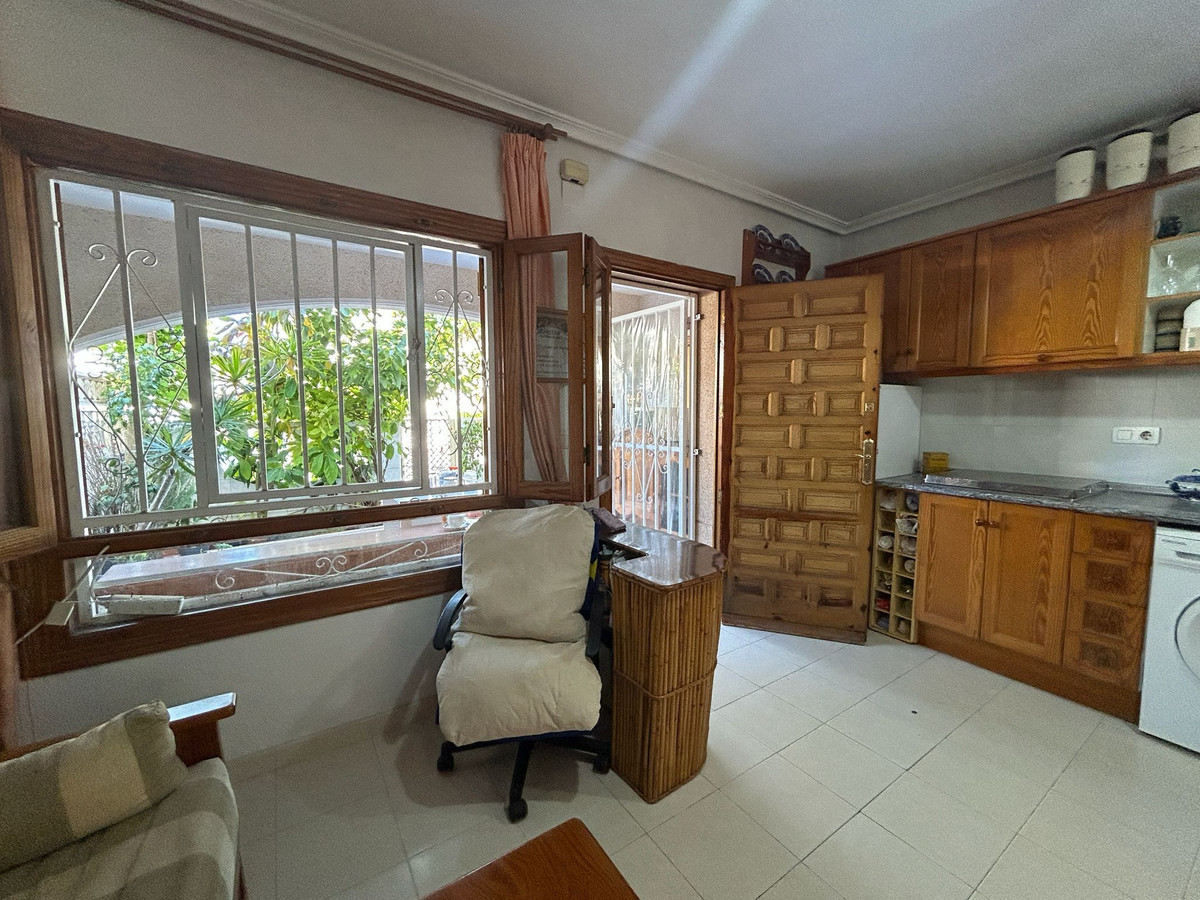For sale - 1 Bedroom 1 Bathroom House - Townhouse in Torrevieja - Torrevieja Centro  - Alicante