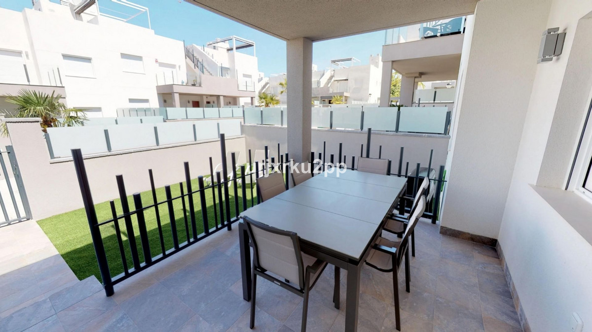 For sale - 3 Bedroom 2 Bathroom Apartment - Ground Floor Apartment in Torrevieja - Aguas Nuevas  - Alicante