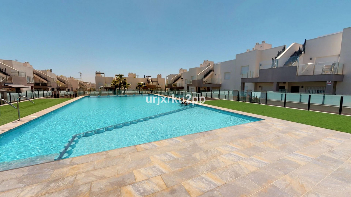 For sale - 3 Bedroom 2 Bathroom Apartment - Ground Floor Apartment in Torrevieja - Aguas Nuevas  - Alicante