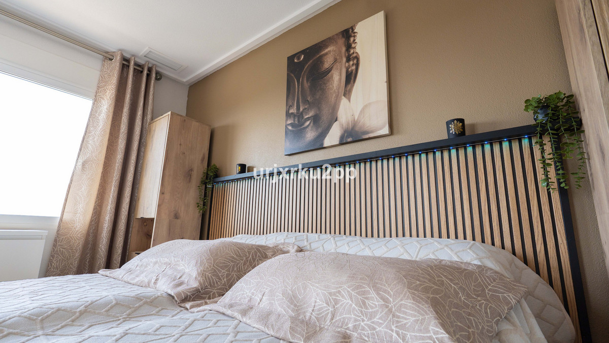 For sale - 3 Bedroom 2 Bathroom Apartment - Middle Floor Apartment in Orihuela - Villamartin  - Alicante