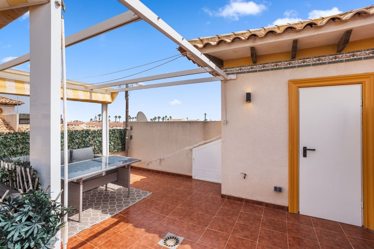 For sale - 2 Bedroom 1 Bathroom House - Detached Villa in Orihuela - La Regia  - Alicante