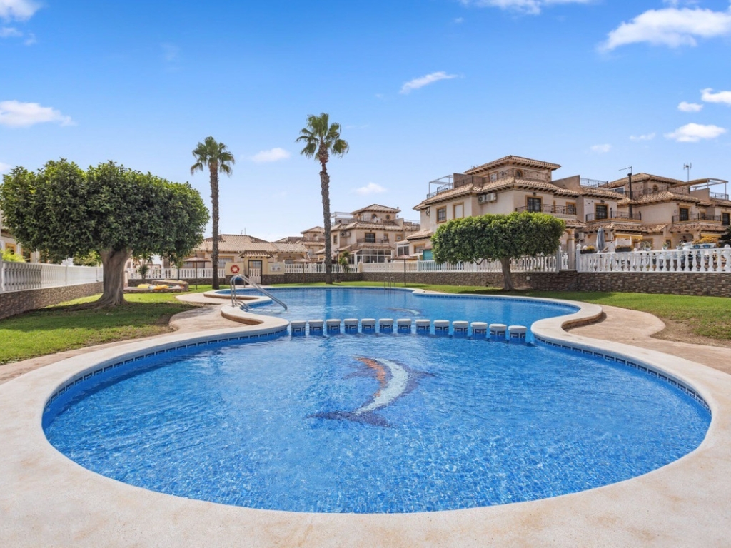 2 Bedroom 1 Bathroom Villa in Cabo Roig