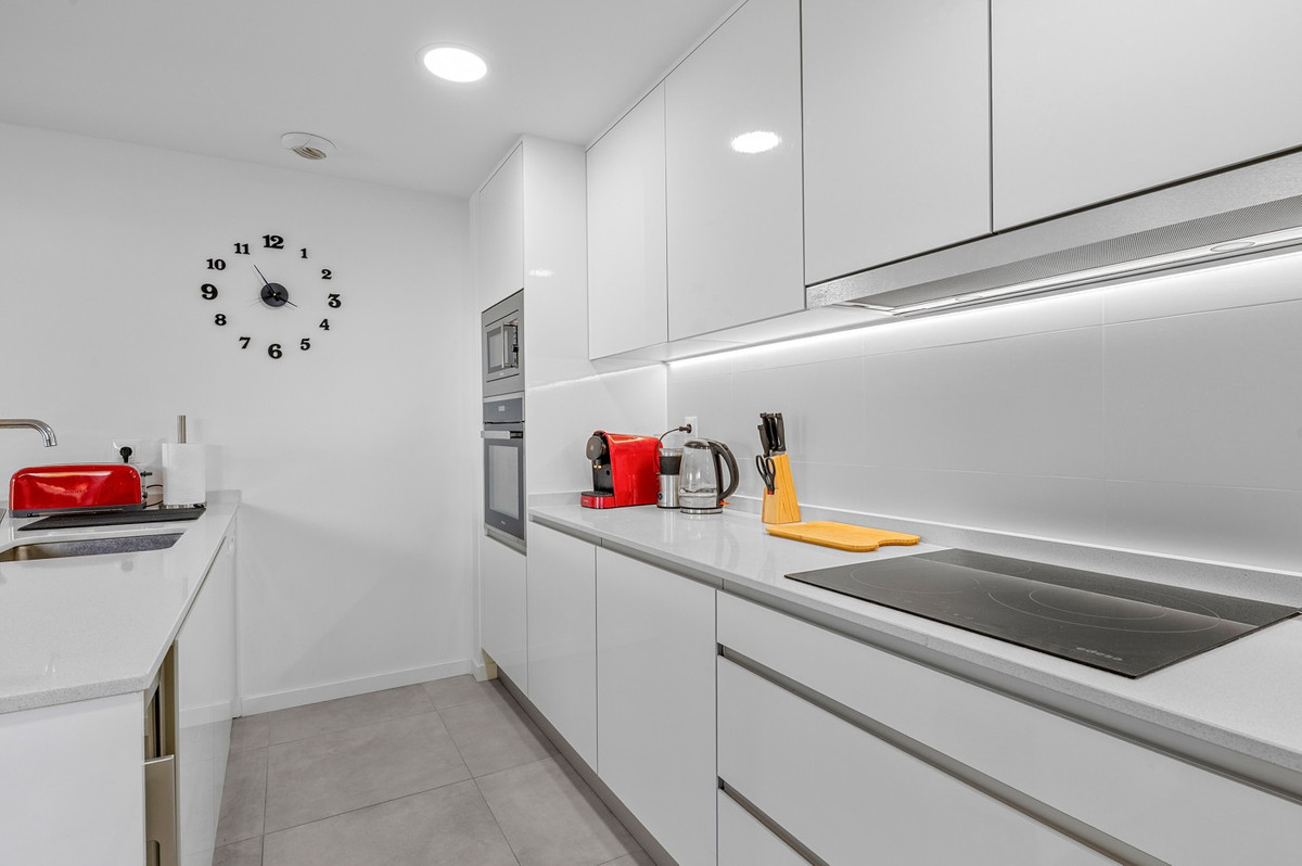 For sale - 3 Bedroom 2 Bathroom Apartment - Ground Floor Apartment in Orihuela - Dehesa de Campoamor  - Alicante
