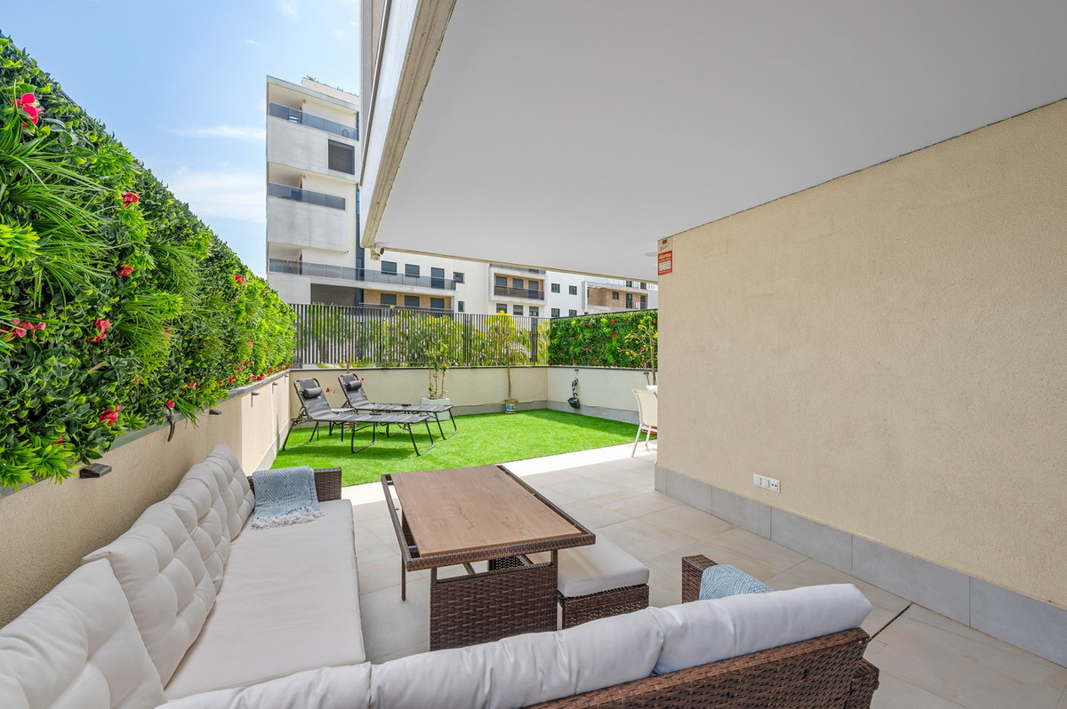 For sale - 3 Bedroom 2 Bathroom Apartment - Ground Floor Apartment in Orihuela - Dehesa de Campoamor  - Alicante