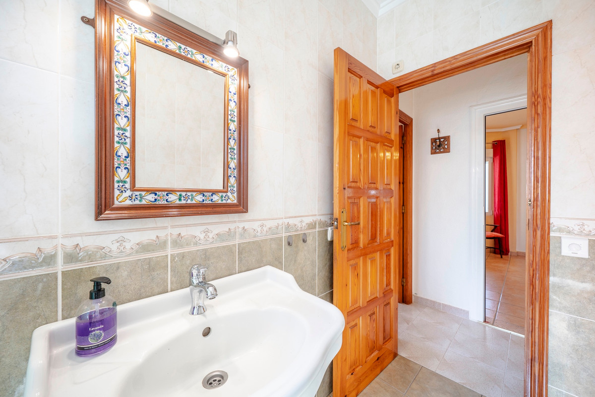 For sale - 3 Bedroom 1 Bathroom House - Detached Villa in Rojales - Ciudad Quesada  - Alicante