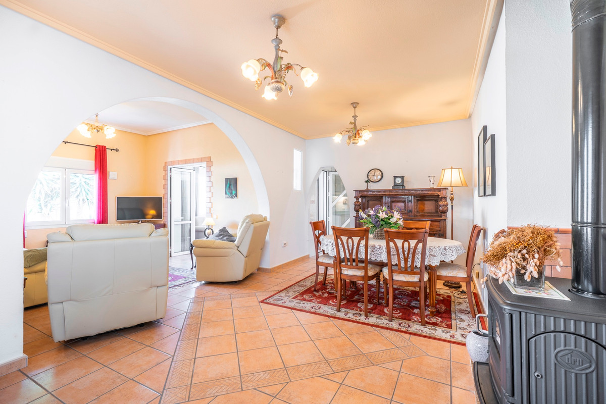 For sale - 3 Bedroom 1 Bathroom House - Detached Villa in Rojales - Ciudad Quesada  - Alicante